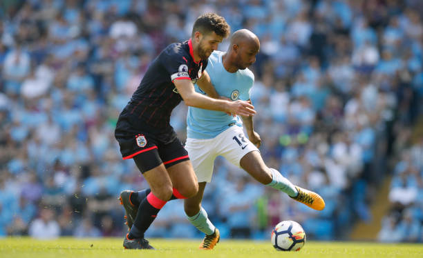 现出一批优 现出一批优